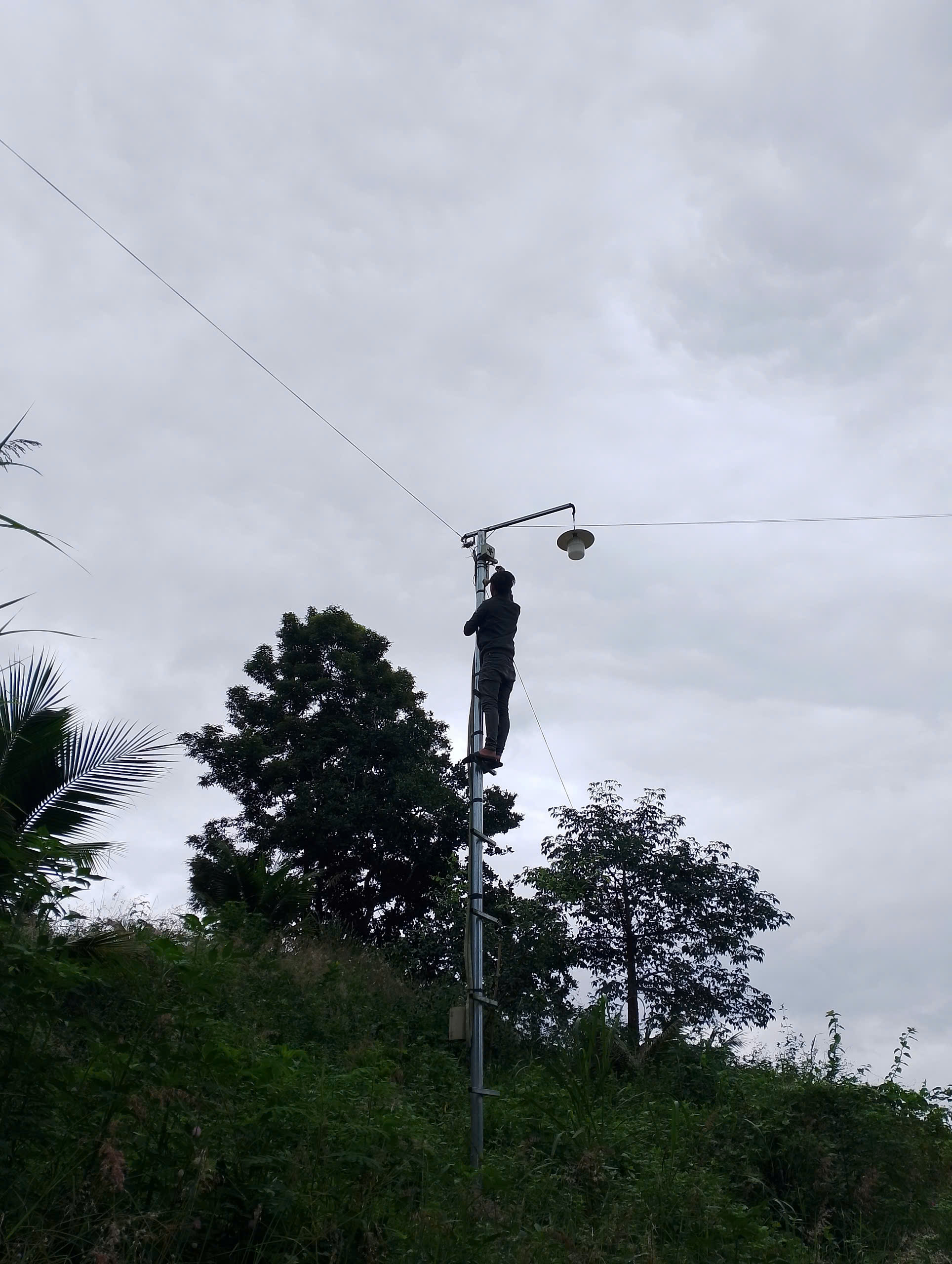 DỰ ÁN LẮP ĐẶT CAMERA & ĐI LẠI HỆ THỐNG ĐƯỜNG DÂY CŨ TẠI "HÒN GIAO" – NHA TRANG